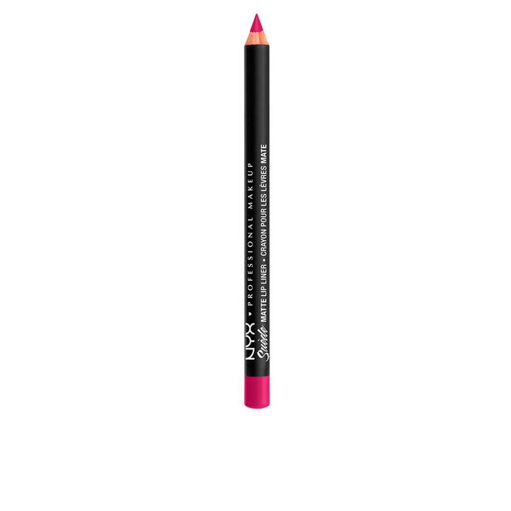 Matte pink lip liner pencil in Sweet Tooth, 3.5 g, creamy texture