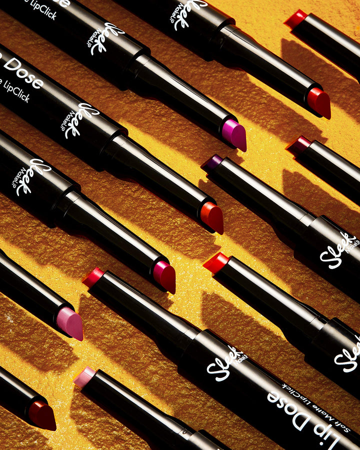 Matte click lipstick stick with teardrop tip, 1.16 g, vegan