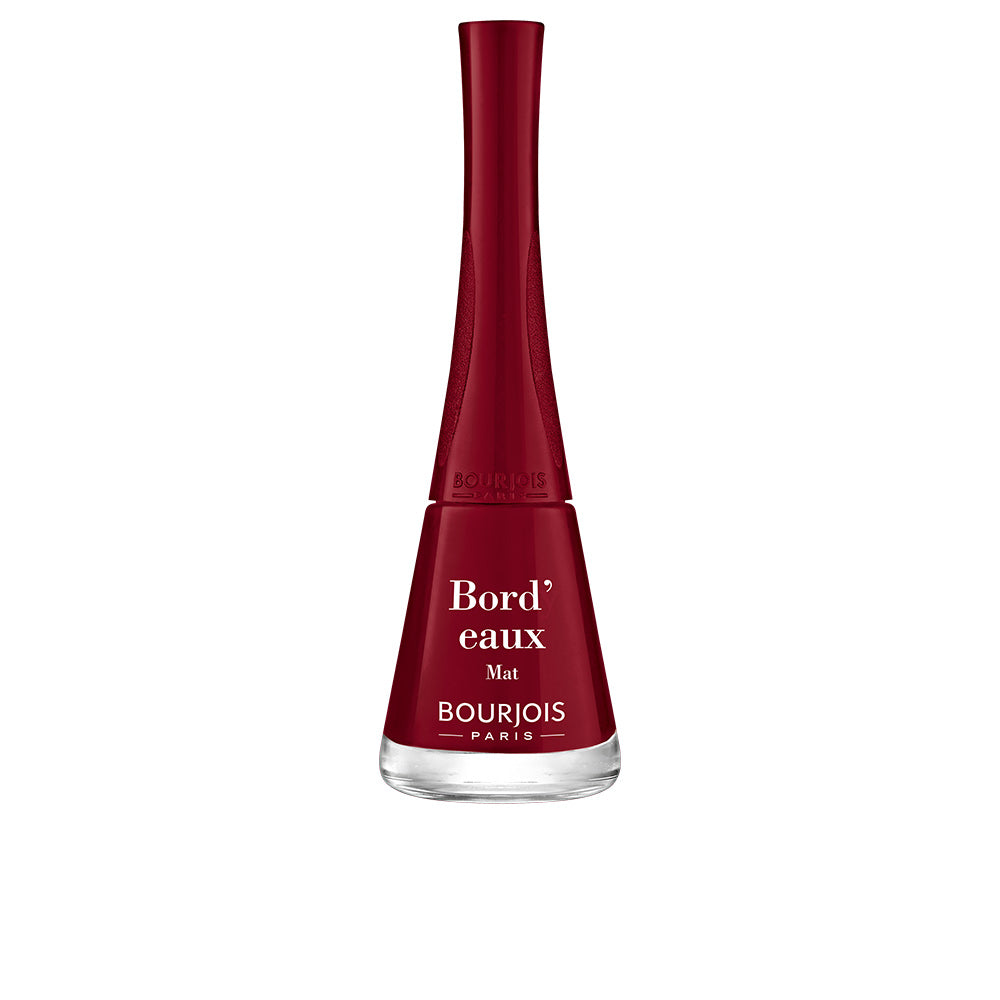 Deep bordeaux nail polish in 9 ml bottle with fan brush, glossy finish