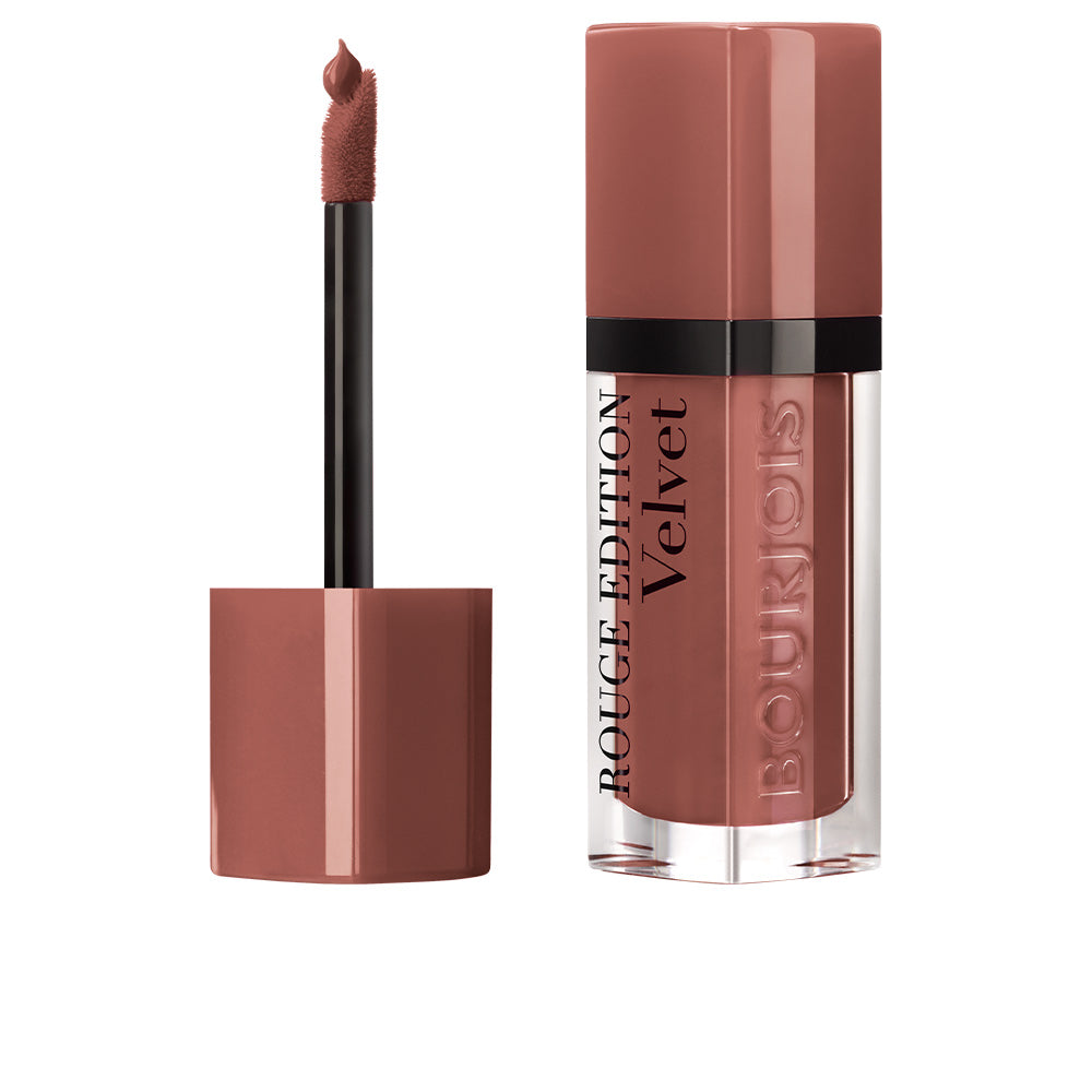 Tube of nude velvet liquid lipstick with cushion applicator, 28 g