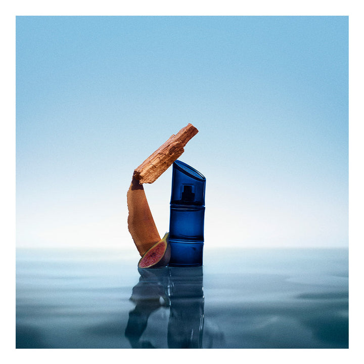 40 ml vertical glass bottle, bevelled cap, woody aquatic fragrance for Man