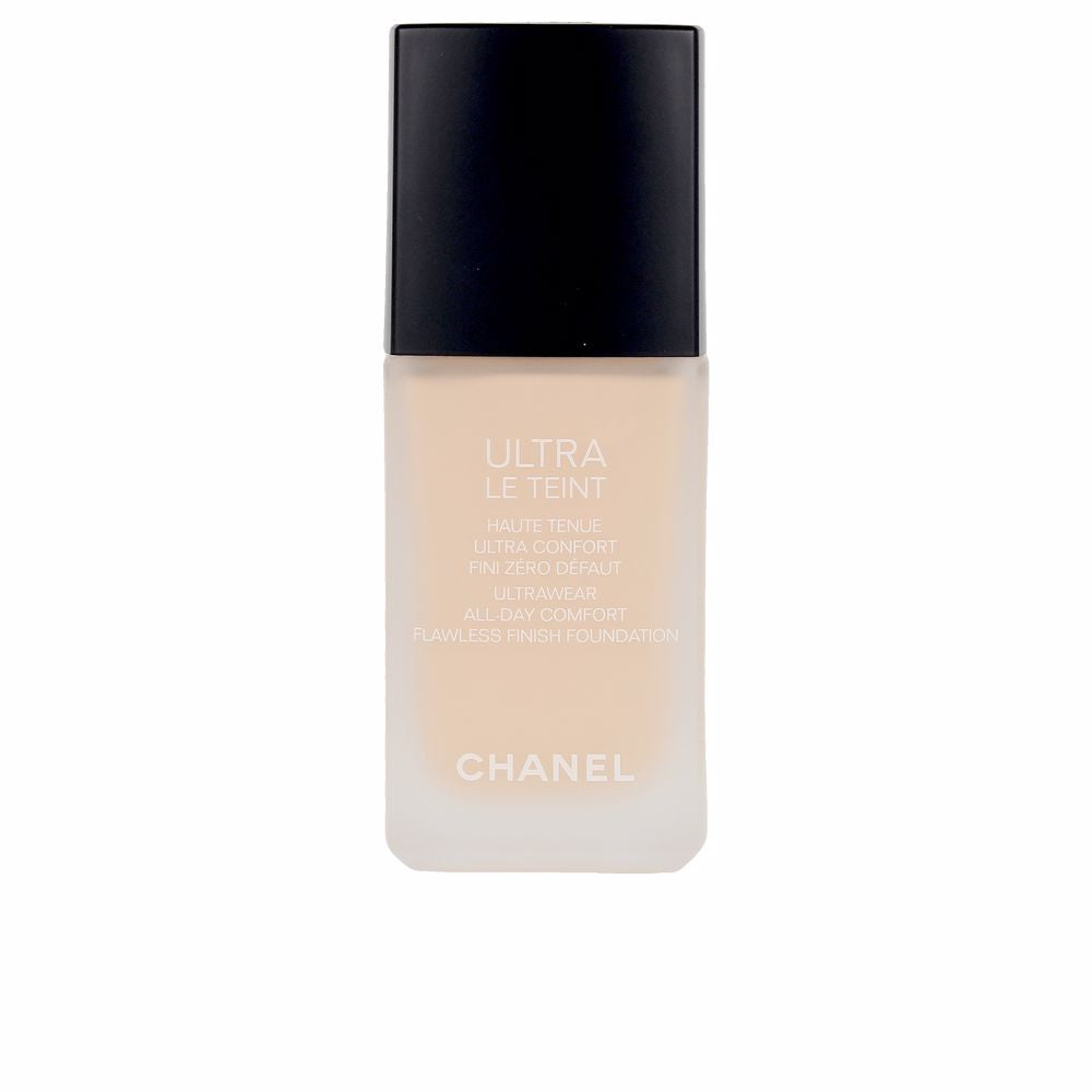 30 ml bottle of liquid longwear foundation in shade B10, sheer luminous finish