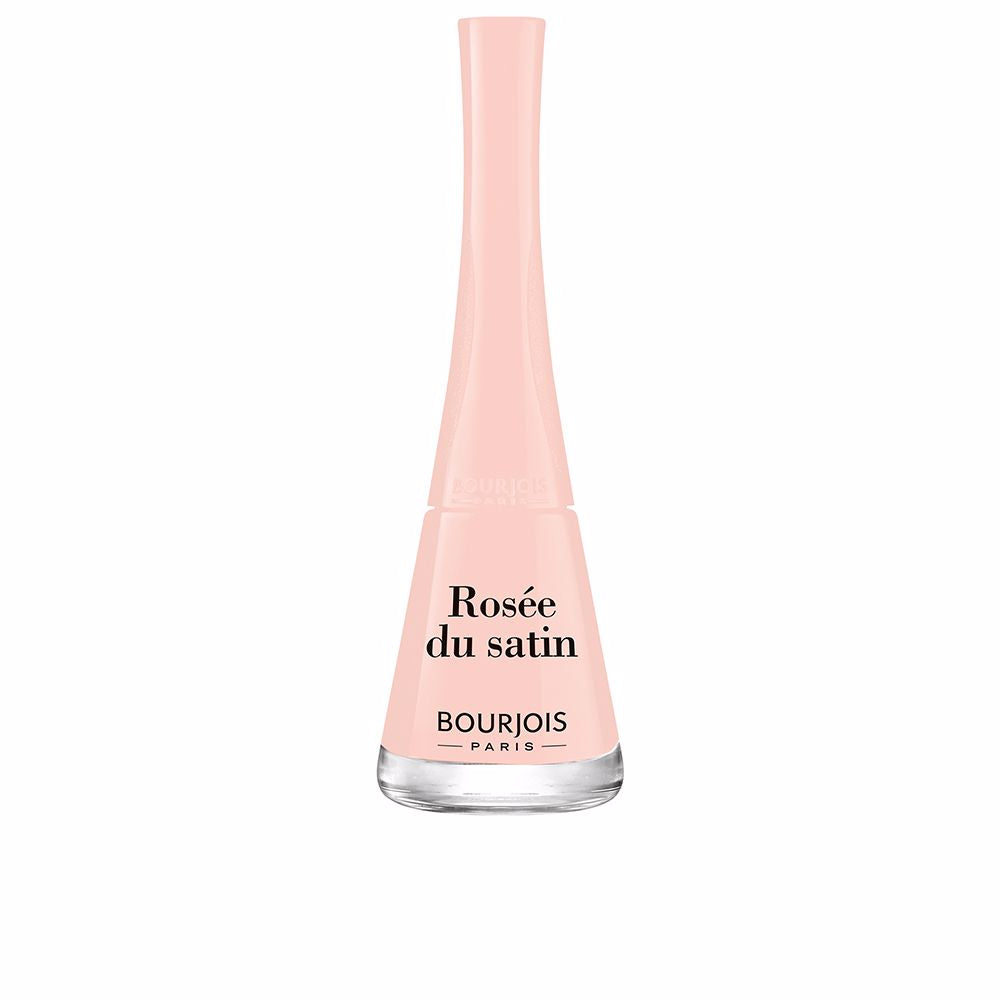 9 ml satin-rosé nail polish bottle with fan applicator, cream finish