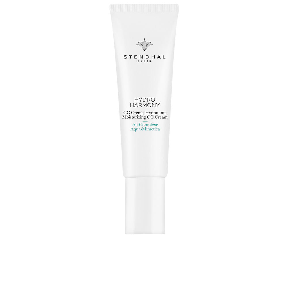 30 ml white cream tube releasing adaptable micropigments, moisturising CC cream