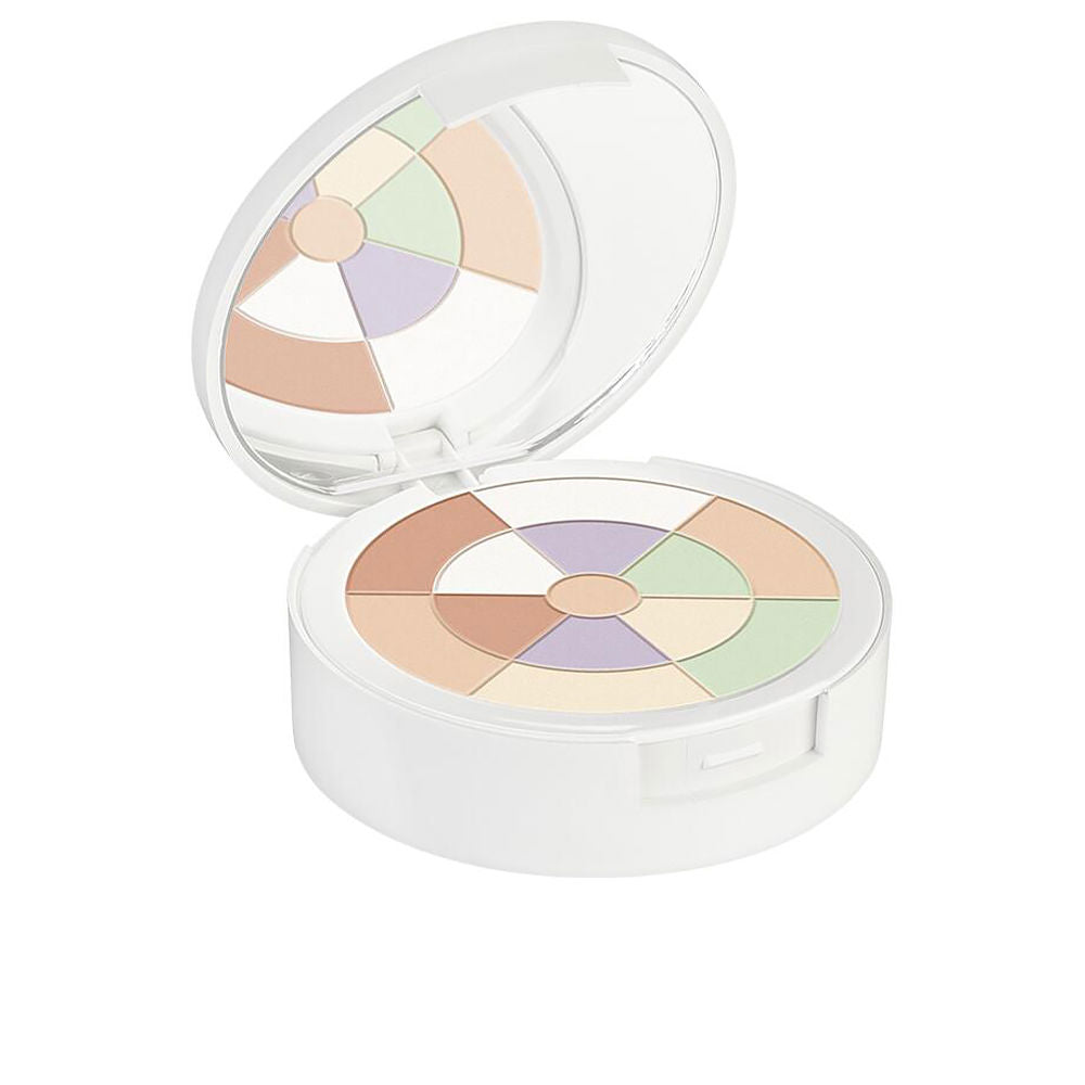 Compact mosaic illuminating face powder with subtle pearlescent tiles, 10 g
