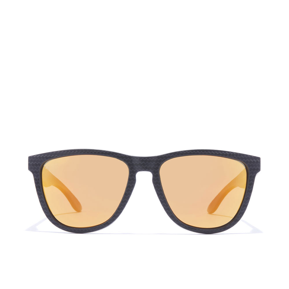 Black square sunglasses with diagonal carbon-effect and blue mirrored polarised lenses