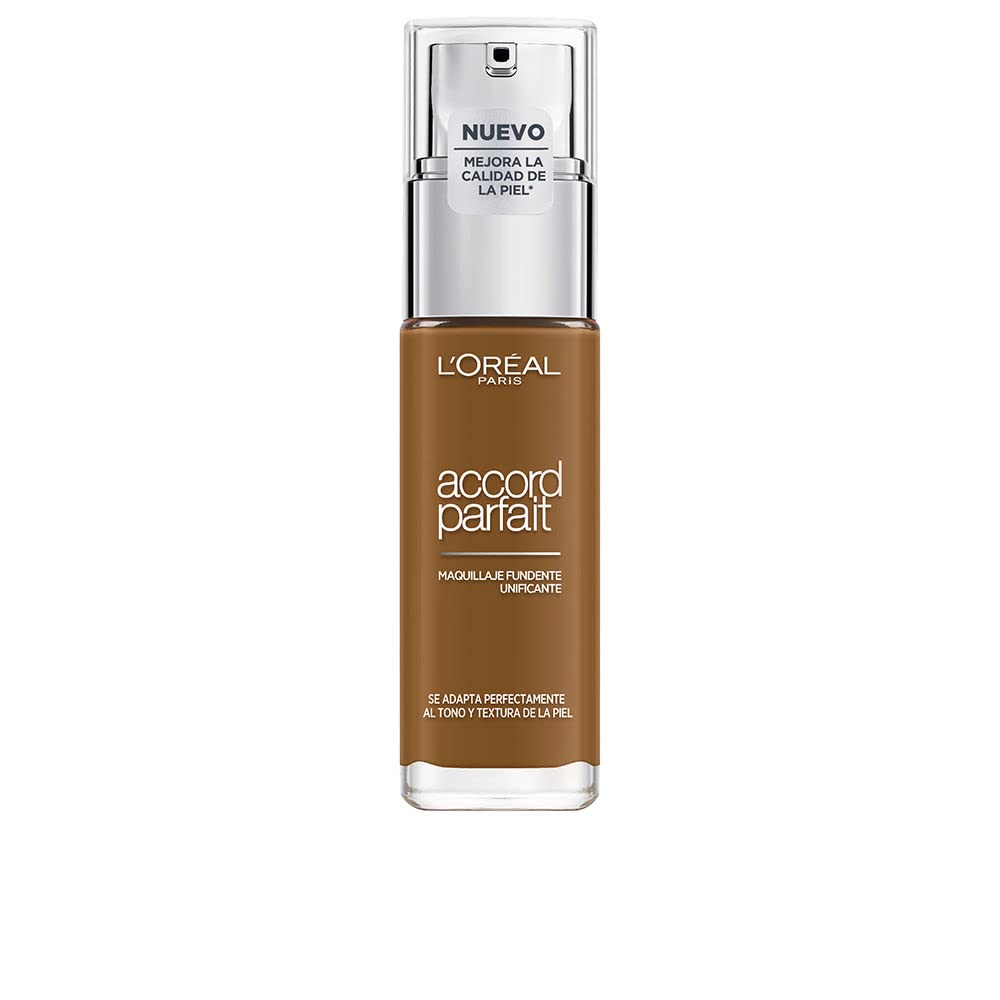 30 ml glass bottle of hyaluronic liquid foundation, neutral beige shade