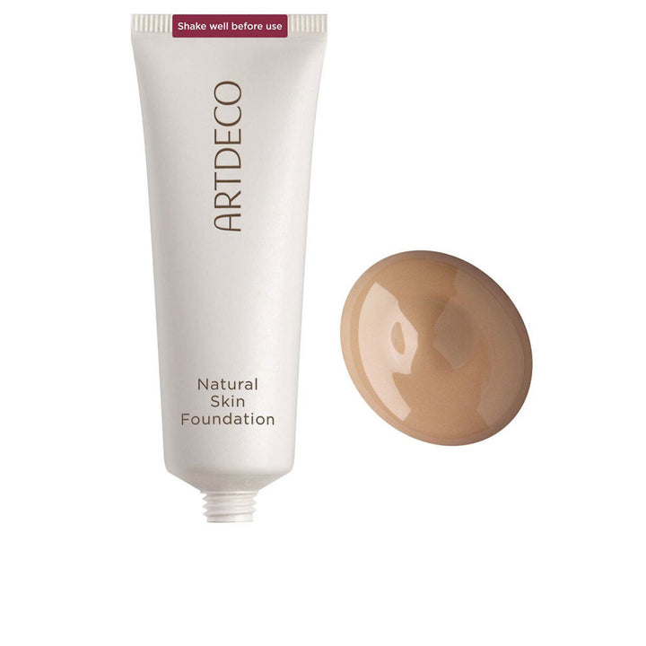 Tube of neutral medium beige liquid foundation, 25 ml, matt finish