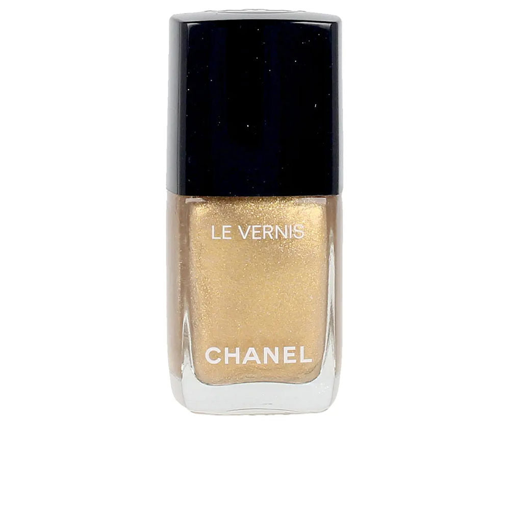 13 ml cream nail lacquer in vibrant red, full‑width brush visible