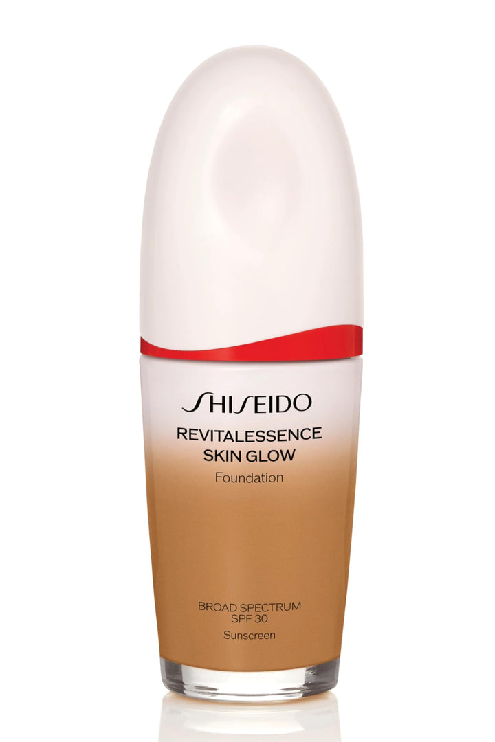 30 ml bottle of radiant, hydrating foundation in shade 360 for Unisex skin
