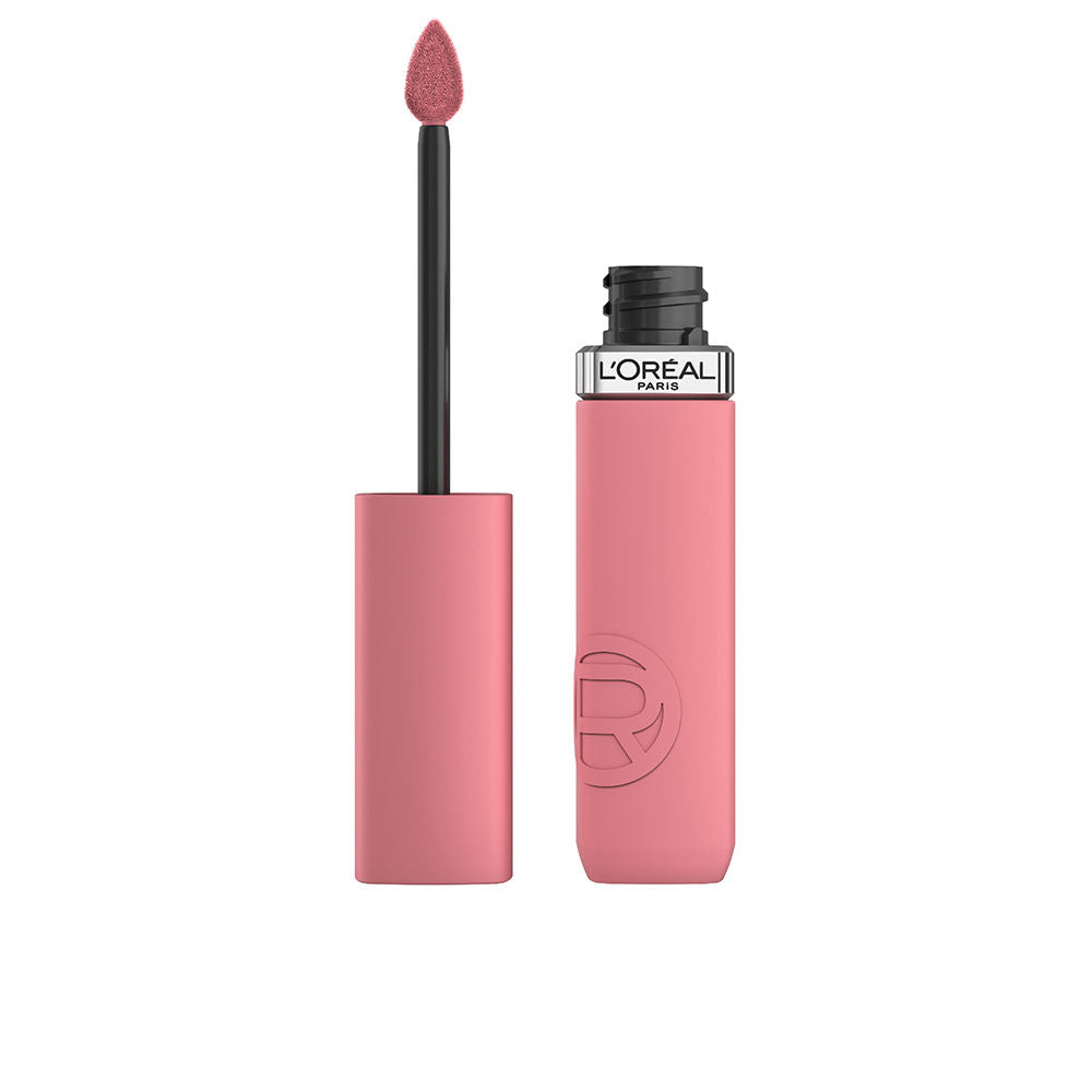Unisex liquid matte lipstick in muted red shade, slim applicator, 1 unit