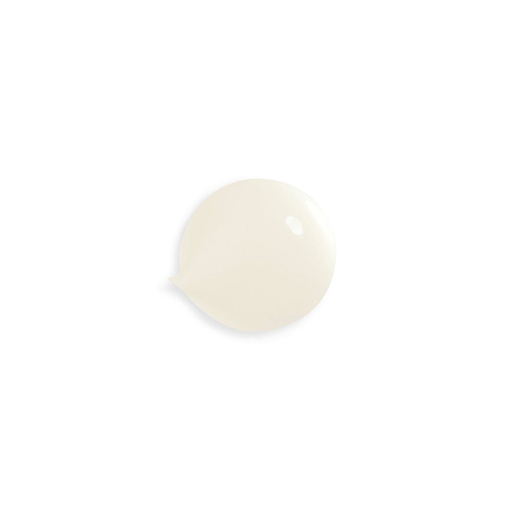 200 ml fortifying density shampoo in clear gel bottle, creamy white foam