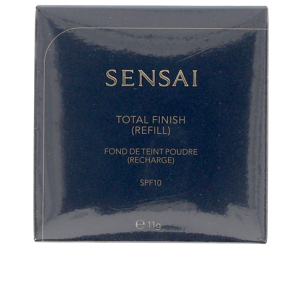 Refillable 11 g pressed powder compact in warm golden dune shade, silk-infused finish