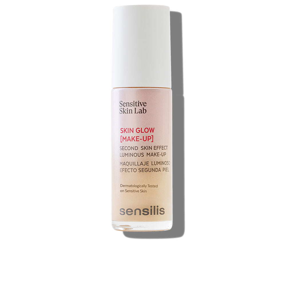 30 ml dewy beige-rosé tinted base bottle, lightweight luminous finish