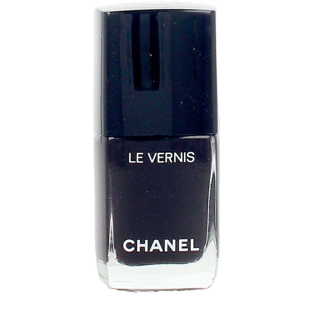 13 ml cream nail lacquer bottle, shade Storyteller 193, high-shine finish