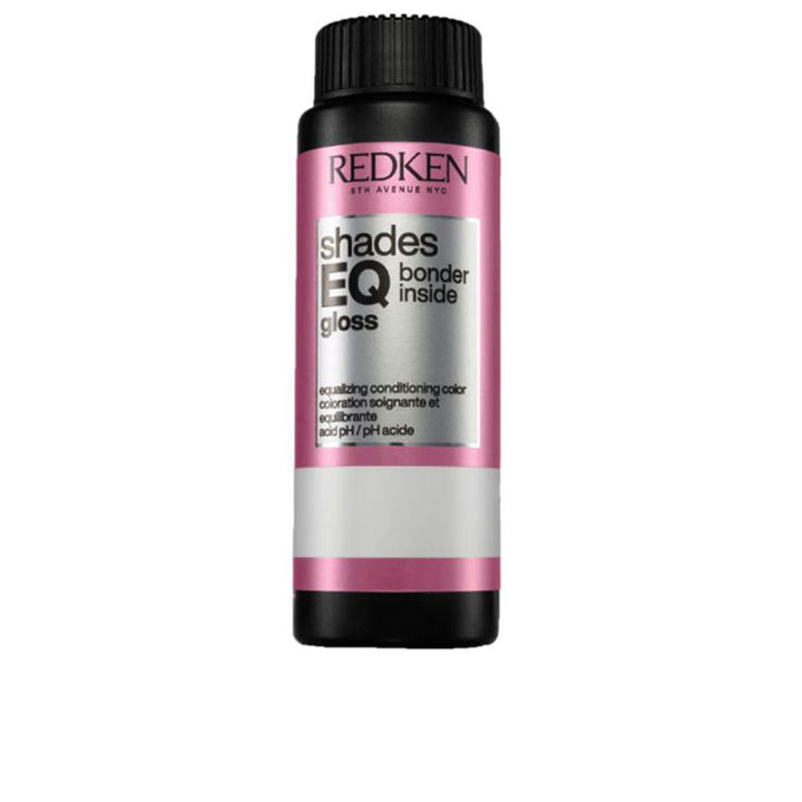 Three 60 ml bottles of acid pH semi‑permanent toning colour for Women