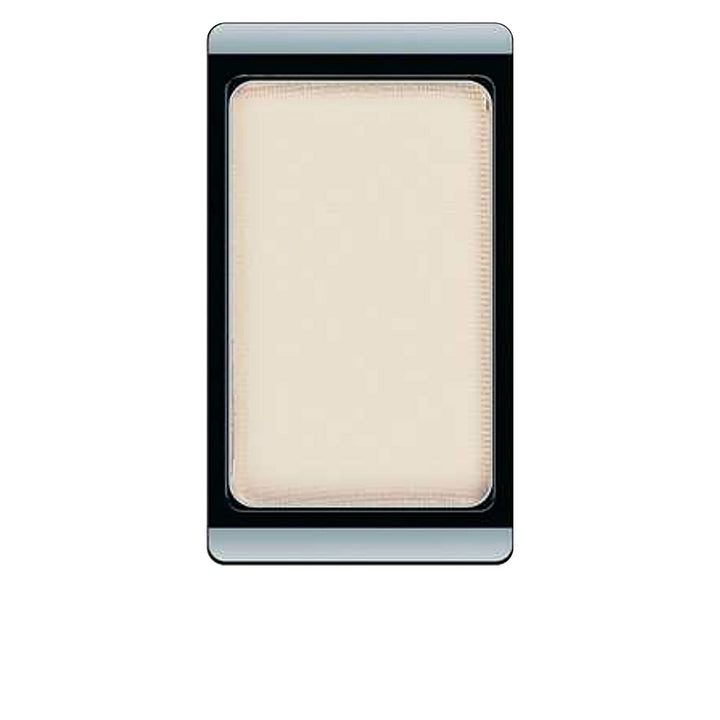 Compact matte vanilla-brown eyeshadow pan, 0.8 g, neutral finish