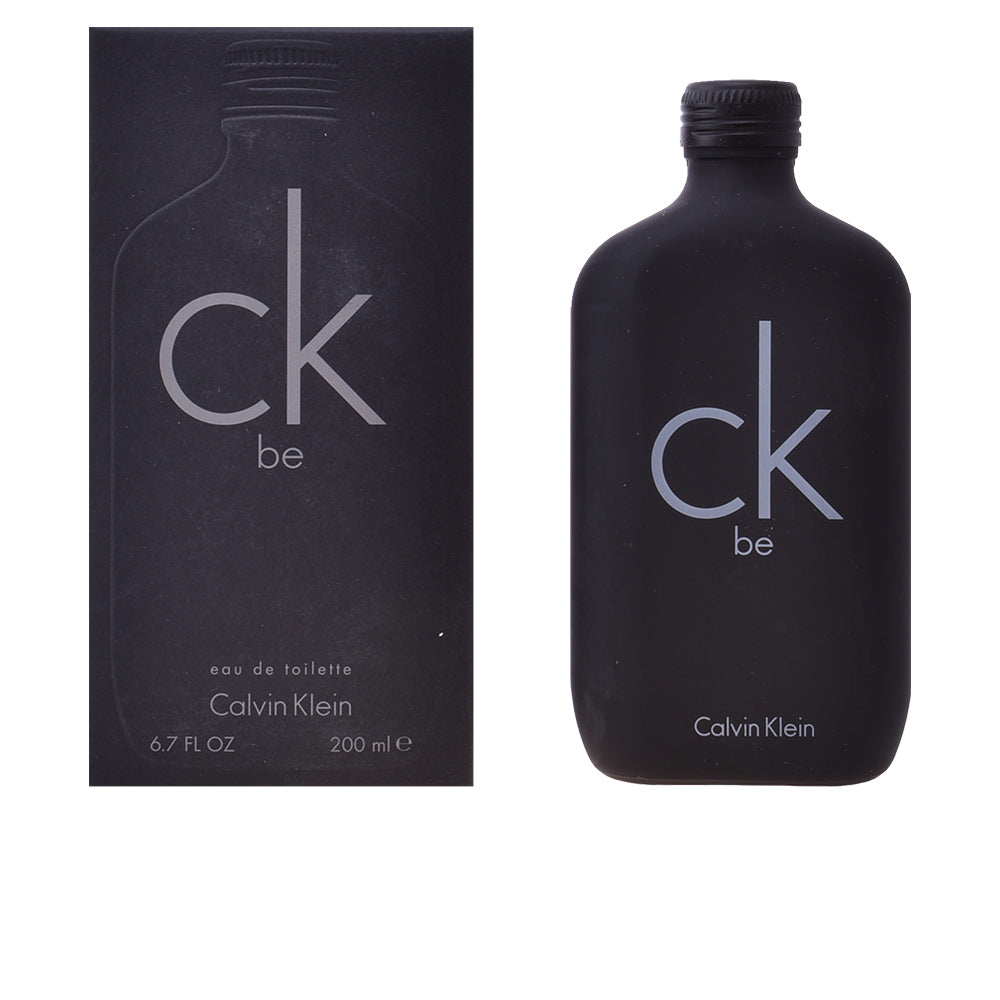Matte black 100 ml bottle of Unisex floral woody Eau de Toilette