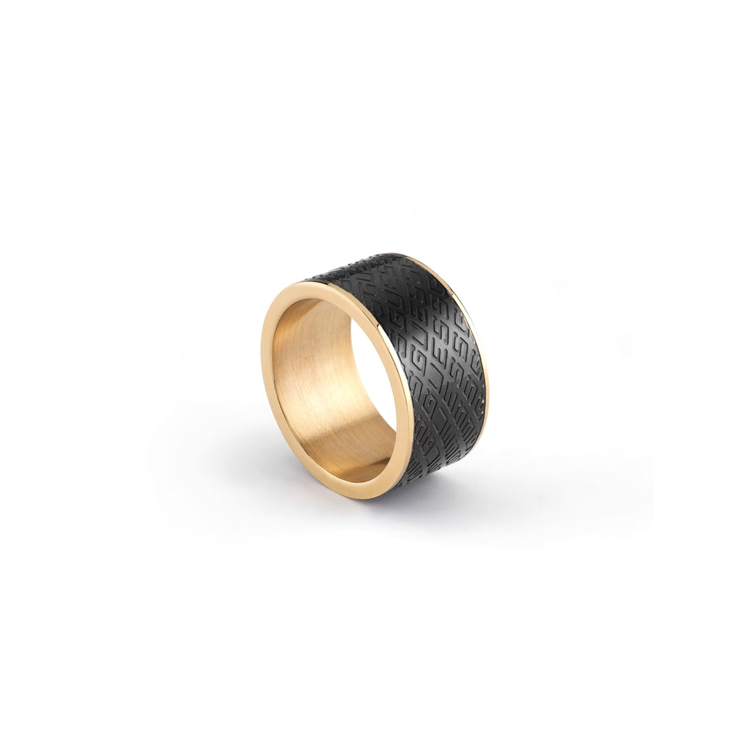 Gold signet ring for Man with black engraved modern pattern on polished face